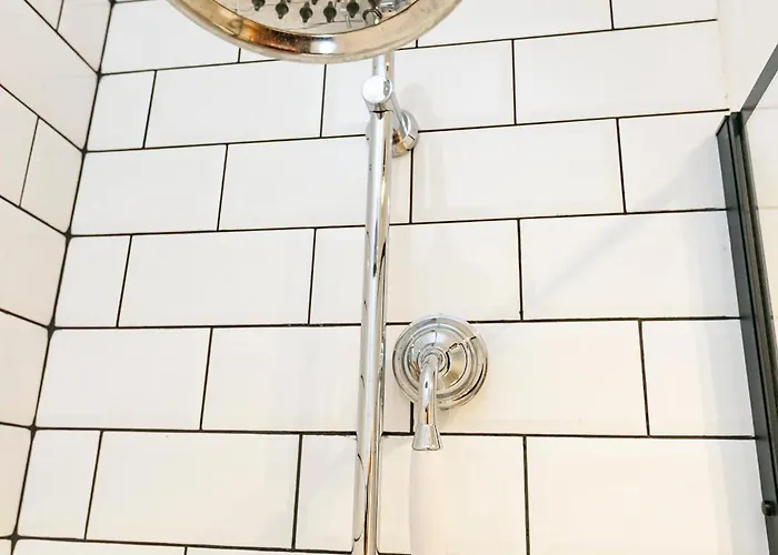 شقة Nowogrodzka 78 - Dla 4 Osob - 200m Od Szpitala Klinicznego Na Lindleya - 1km Do Dworca Centralnego - Wifi - Smart Tv 45 Cali *