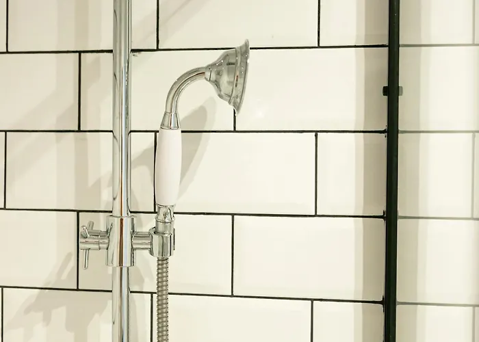 شقة Nowogrodzka 78 - Dla 4 Osob - 200m Od Szpitala Klinicznego Na Lindleya - 1km Do Dworca Centralnego - Wifi - Smart Tv 45 Cali وارسو