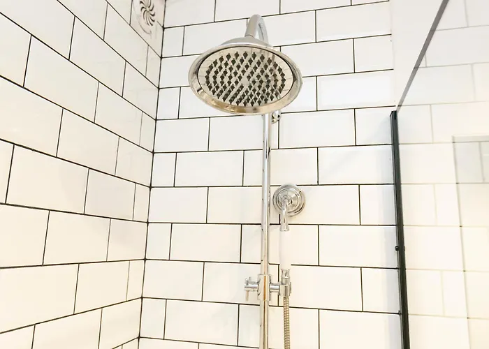 Nowogrodzka 78 - Dla 4 Osob - 200m Od Szpitala Klinicznego Na Lindleya - 1km Do Dworca Centralnego - Wifi - Smart Tv 45 Cali شقة وارسو