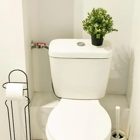 Appartement Nowogrodzka 78 - Dla 4 Osob - 200m Od Szpitala Klinicznego Na Lindleya - 1km Do Dworca Centralnego - Wifi - Smart Tv 45 Cali Varsovie