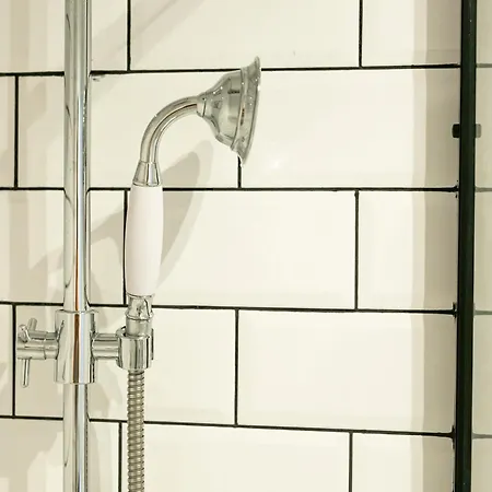 Apartament Nowogrodzka 78 - Dla 4 Osób - 200m Od Szpitala Klinicznego Na Lindleya - 1km Do Dworca Centralnego - Wifi - Smart Tv 45 Cali Warszawa