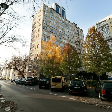 Nowogrodzka 78: With Smart Tv Near Lindleya Hospital * Warsaw