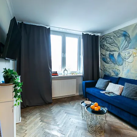 Nowogrodzka 78: With Smart Tv Near Lindleya Hospital *